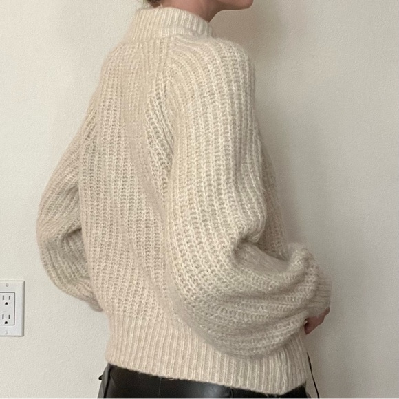 Universal Thread Sweater - Picture 2 of 4